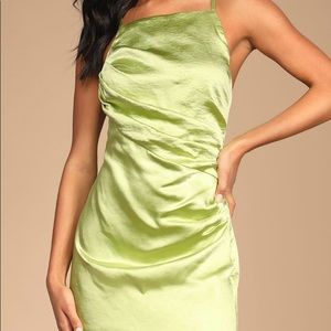 BRAND NEW: Lulus Satin Green Dress